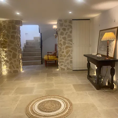 La Pastourelle לה קאנה