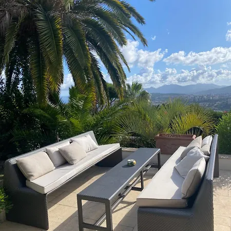 Βίλα La Pastourelle Λε Κανέ