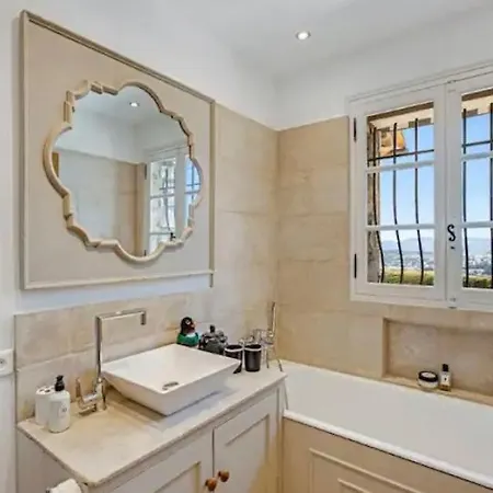 La Pastourelle 르까네